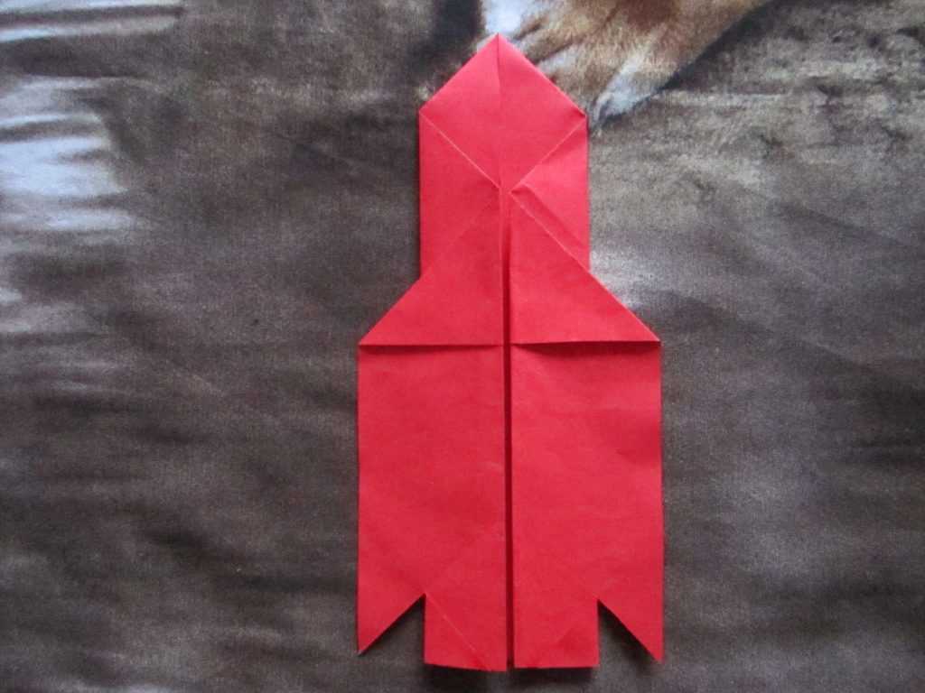 Ракета из бумаги самая простая. Оригами ракета. Оригами в подготовительной группе. Ракета оригами для детей. Оригами ракета из бумаги для детей.
